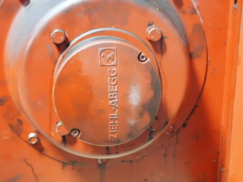 Siemens  218 Kw Motor - 4pl6228-4hd300eb0-z