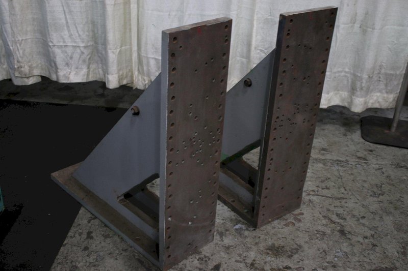 (1) SET OF DOUBLE GUSSETS ANGLE PLATES: STOCK #75053