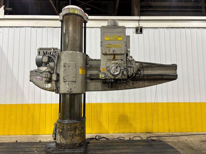 8&#039; ARM x 19&quot; GIDDINGS &amp; LEWIS MODEL #956-CHIPMASTER RADIAL ARM DRILL ON 360° T-SLOTTED BASE: STOCK #23546