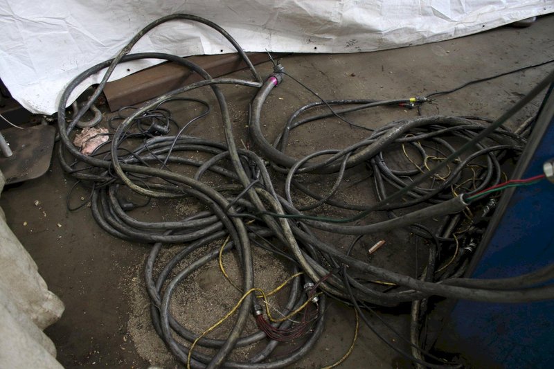 13 STAND X 1-1/2&quot; YODER RAFTED ROLLFORMER: STOCK #76797