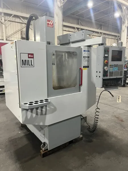 USED 2004 HAAS MINI MILL WITH 10 STATION ATC