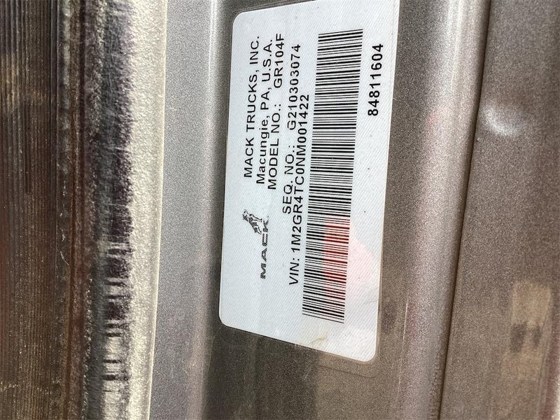 2022 Mack Granite 64F 1M2GR4TC0NM001422