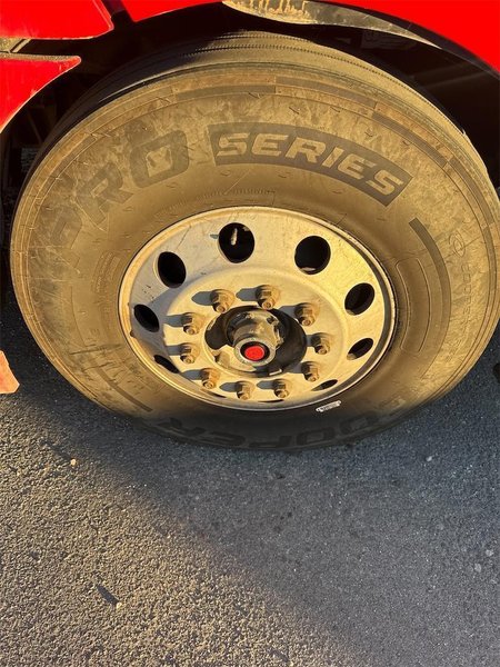 2020 Freightliner Cascadia LC1672