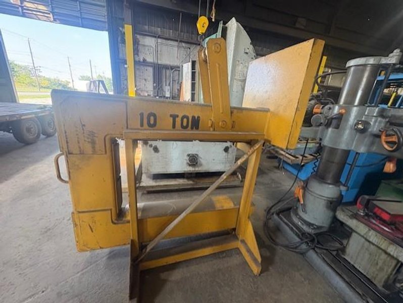 10 TON COIL HOOK / COIL LIFTER STOCK# 4156