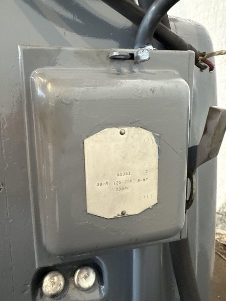 CINCINNATI #2ML HORIZONTAL MILLING MACHINE. STOCK # 0553025.