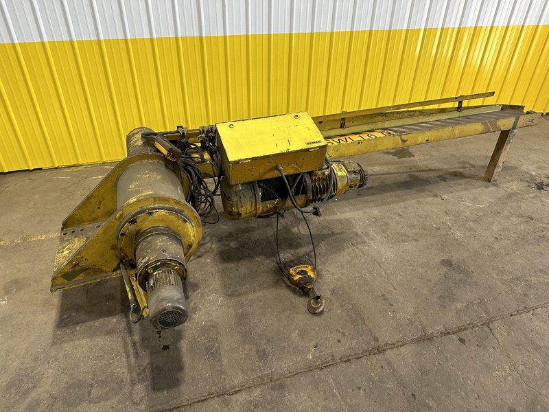 1.7 TON (3200 LBS) X 10' DEMAG WALL MOUNTED POWERED JIB CRANE &amp; CABLE HOIST: STOCK #19119