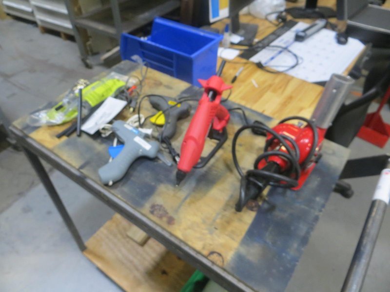 Master Heat Gun, Arrow GT 300, Misc. Glue Guns- As Shown- Auction Item