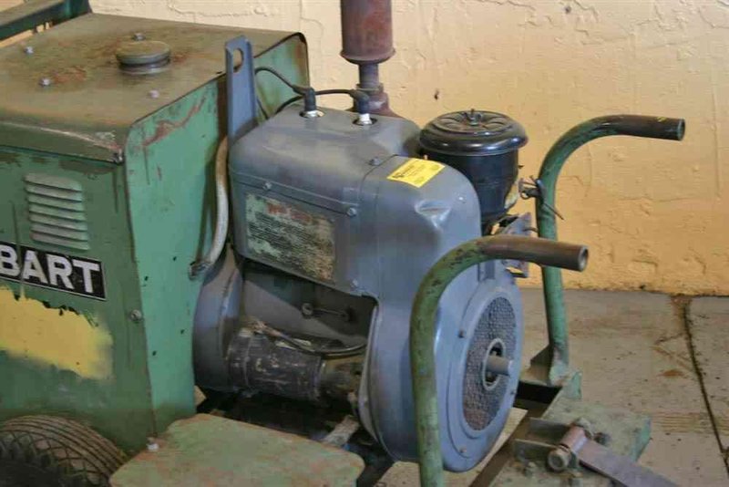 3 HP HOBART GAS ARC WELDER: STOCK #53208