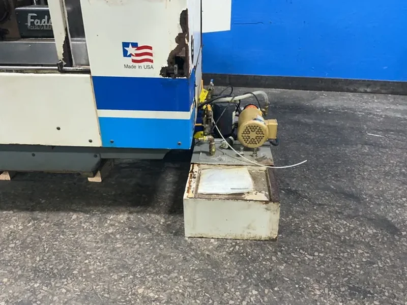 FADAL CNC VMC   -  904-11 / VMC 2016L
