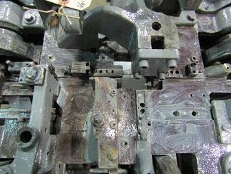 NILSON # S1 WIRE FORMING FOUR SLIDE MACHINE