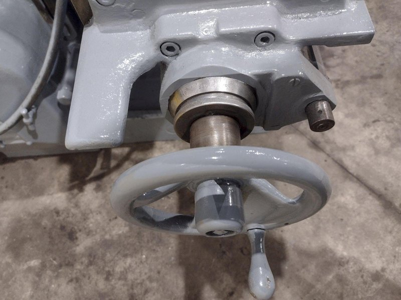 #3 KEARNEY &amp; TRECKER MILWAUKEE MODEL #3 VERTICAL MILLING MACHINE 64" x 13" x 10 HP: YOBRO #24458