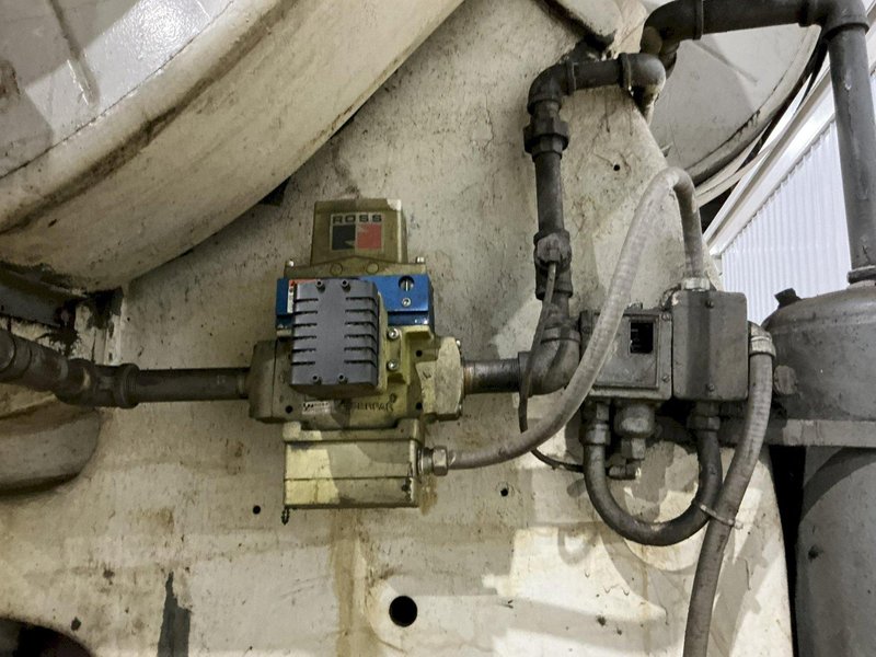 BLISS MODEL #28 OBI STAMPING PRESS: YOBRO 24901