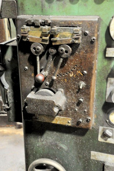 20" POWERMATIC VERTICAL BANDSAW: STOCK #73435