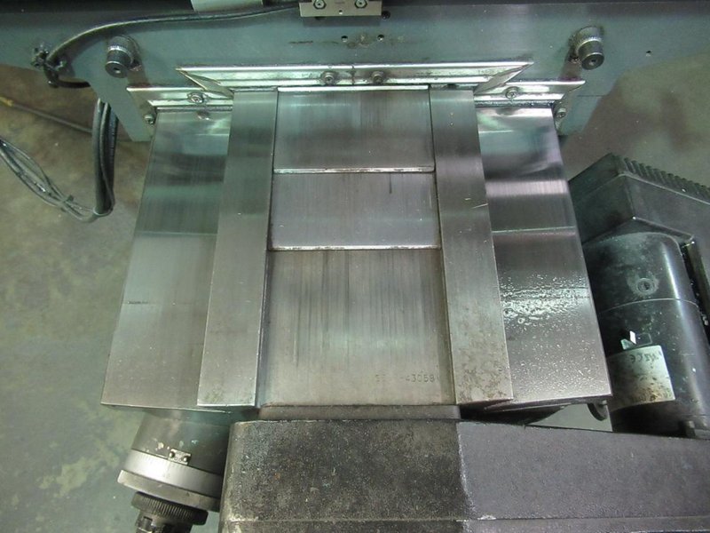 Lagun FTV-2 CNC Vertical Knee Mill with Acu-Rite Millpower 2 2-Axis CNC Control, Power Draw Bar, 10" x 50" Table, 3HP- Auction Item