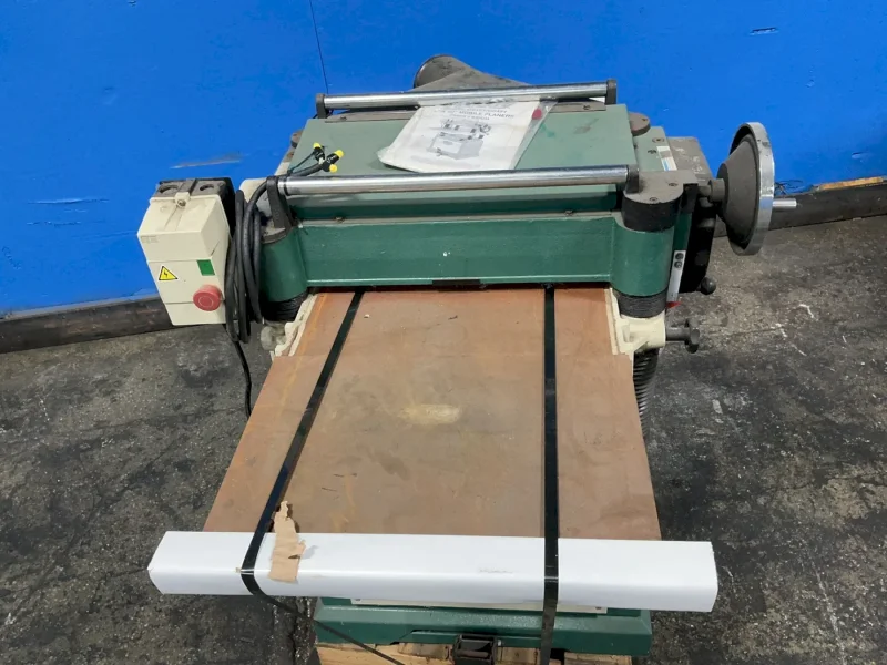 GRIZZLY INDUSTRIAL 20” PLANER  -  G0454