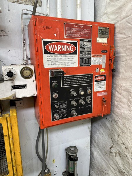 135 TON X 10' PACIFIC HYDRAULIC PRESS BRAKE: STOCK #77100