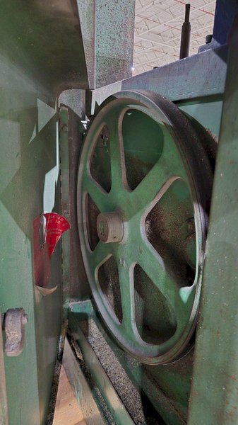 POWERMATIC MODEL 87 VERTICAL BANDSAW 20″ BLADE 1.5 HP USED