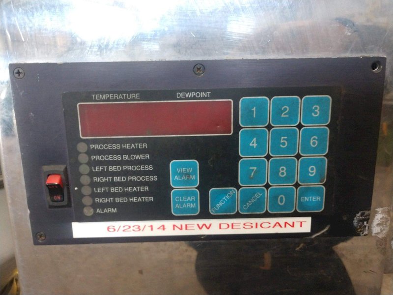 CINCINNATI MILICRON MODEL DD-60 HOPPER DRYER: STOCK #13536