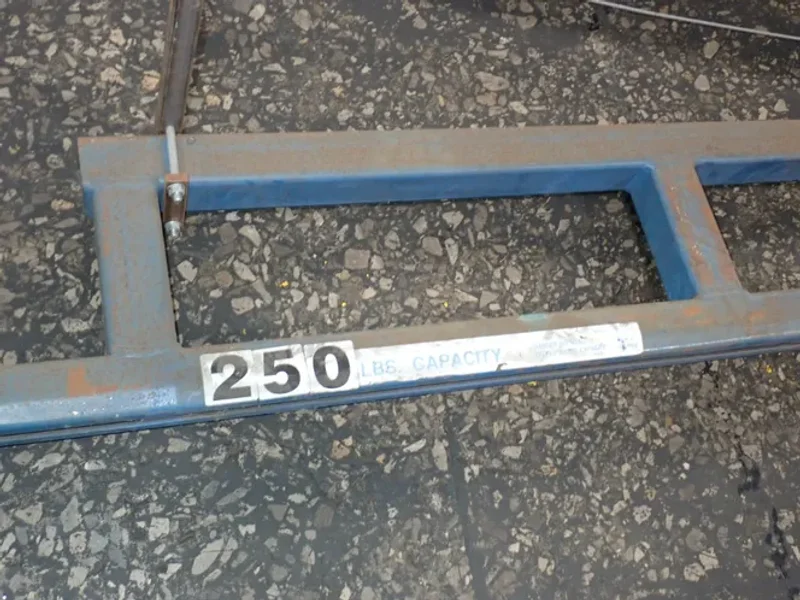 GORBEL 250 LBS JIB CRANE