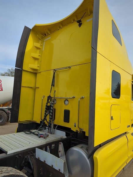 2023 Peterbilt 579 1XPBD49X6PD850494