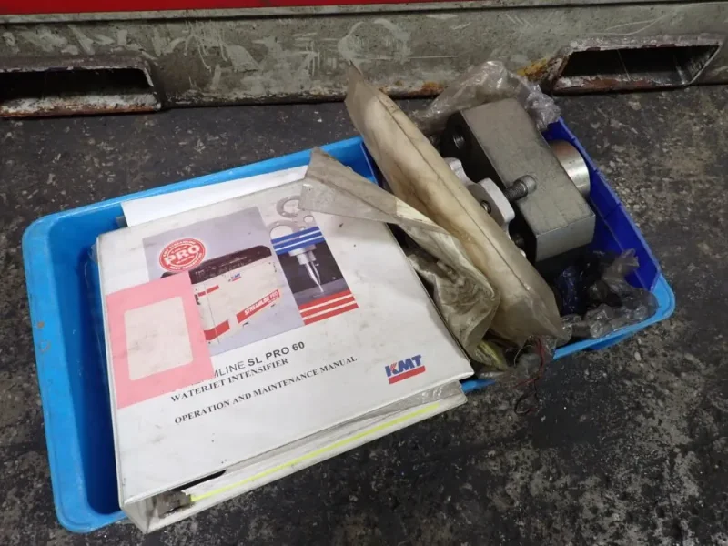 KMT WATERJET SYSTEM WATERJET INTENSIFIER PUMP  -  SL PRO 60