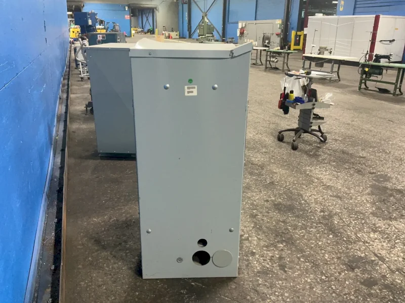 EATON 225 KVA TRANSFORMER  -  V48M28T22L