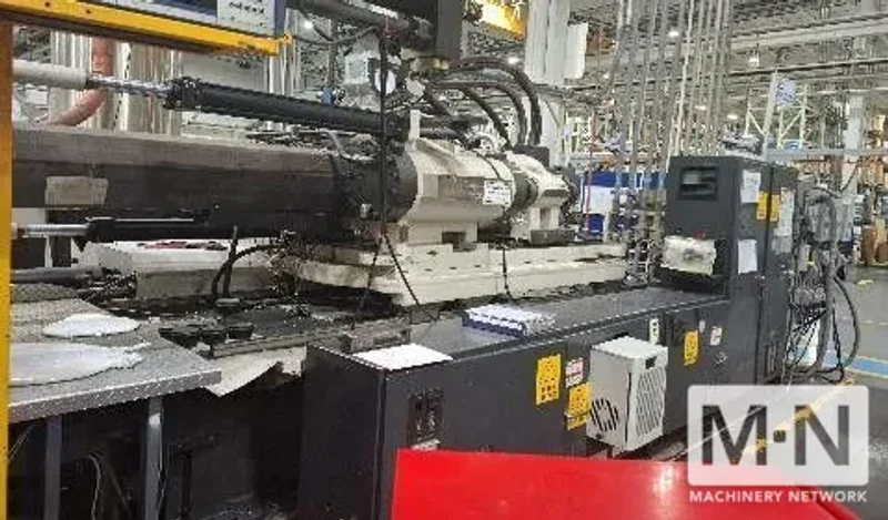 1100 TON 232 OZ CINCINNATI MILCARON MODEL MG1100 INJECTION MOLDING MACHINE MFG  2006