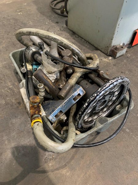 11" X 30" CLAUSING M250 ENGINE LATHE. STOCK # 0953723