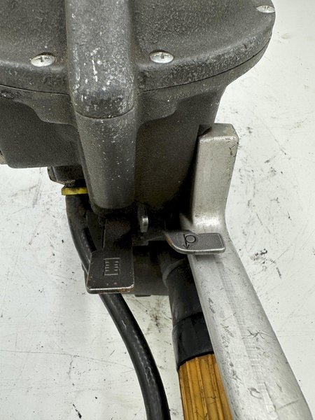 3/4" FROMM MODEL #A482 PNEUMATIC STRAPPING TOOL WITH TENSIONER: YOBRO #26177