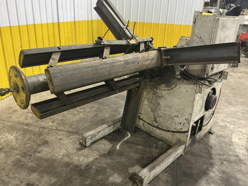 7,000 LBS X 48" DALLAS SINGLE END MOTORIZED UNCOILER COIL REEL: YOBRO #26129