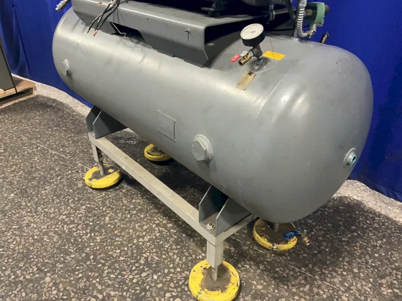 ATLAS COPCO 15 HP AIR COMPRESSOR   -  LE11 UV
