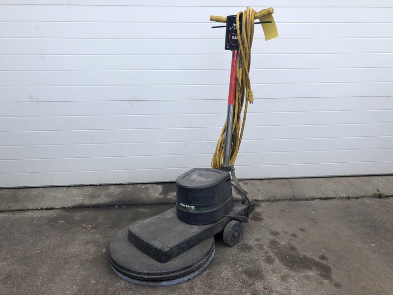 NSS MODEL MUSTANG 1500 FLOOR FINISHER: STOCK #13961