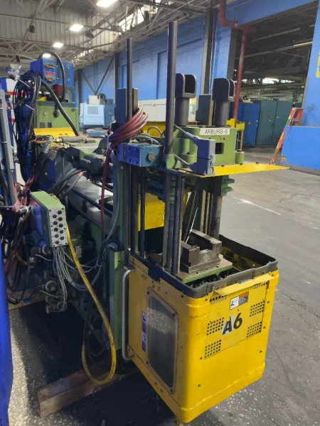 ARBURG 350 KN INJECTION MOLDER  -  221 M 350-75 U
