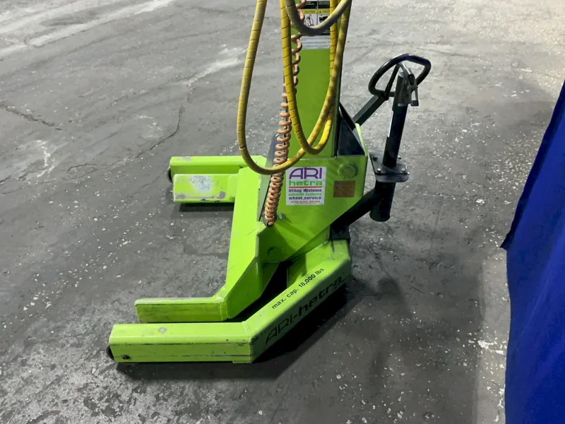 ARI-HETRA 4 @ 18000 LBS SET OF 4 MOBILE COLUMN LIFTS  -  10 AE
