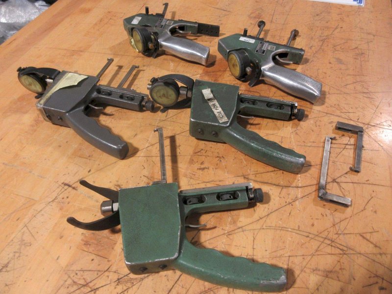 Federal - Hand Groove Gauges - Auction Item