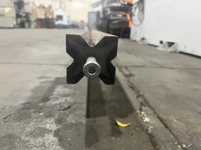 10' flame hardened 4-way die with 3/4", 1", 1-1/2", 2" openings