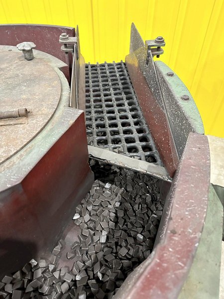 10.5 FT HAMMOND ROTOFINISH MODEL #ST-10 ROTARY BOWL VIBRATORY PARTS DEBURRING FINISHER: STOCK #20063