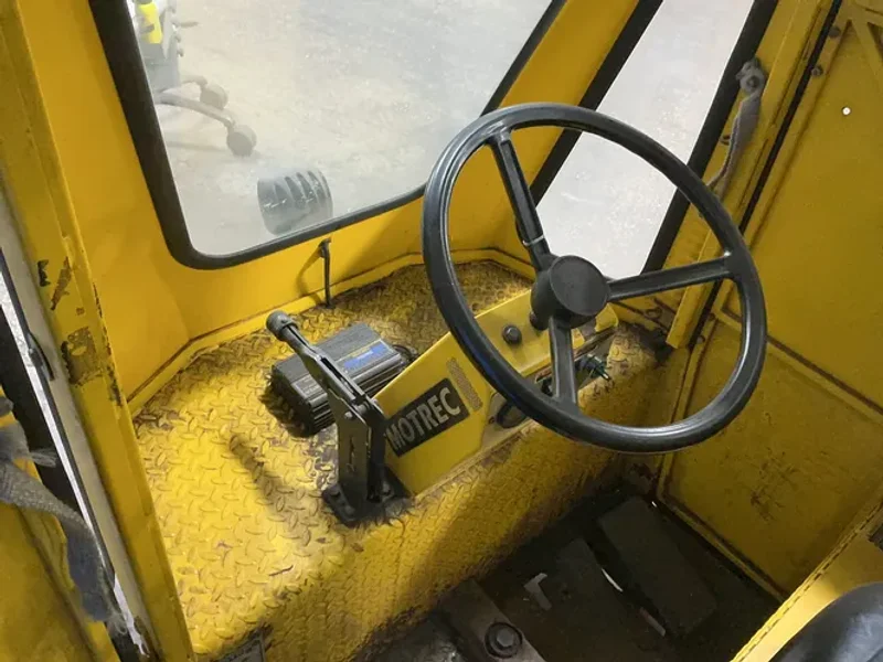 MOTREC 700 LBS ELECTRIC UTILITY TUG   -  E-290