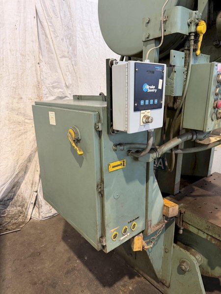 60 TON NIAGARA AF-4 BACK GEARED OBI PRESS. STOCK # 1214125.
