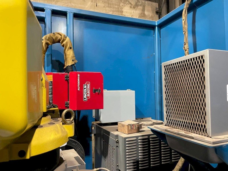 Arc Specialties MIG/TIG Weld Cell Equipped With Fanuc ARC Mate 120iC, 2013