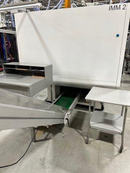 Tederic 537T Injection Molding Machine – 9.2oz Shot Size – 2022 System with 3-Axis Robot, Conair Support Equipment