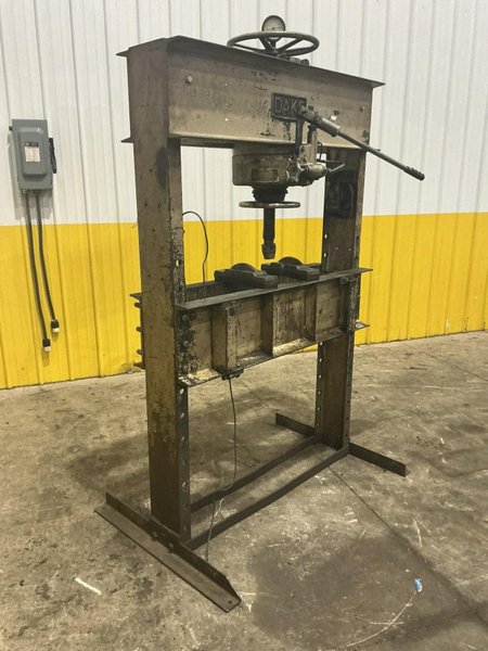 70 TON DAKE MODEL #70H H-FRAME HYDRAULIC PRESS: YOBRO #25833