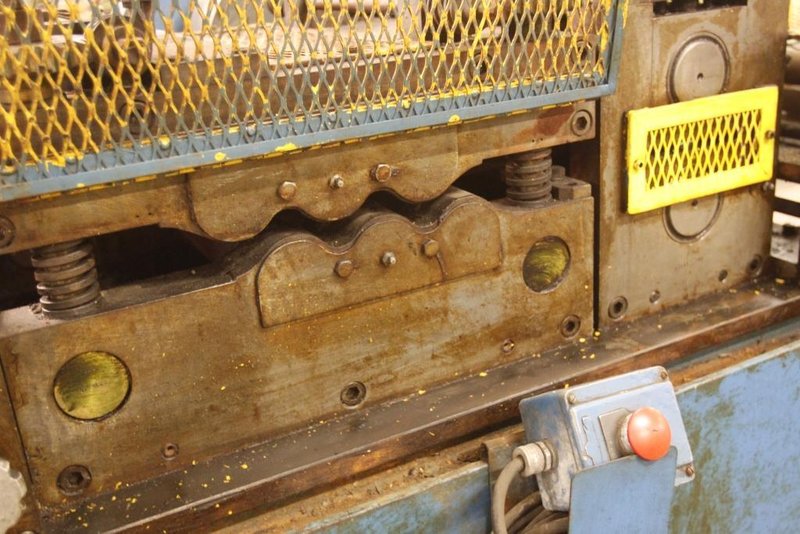 TISHKEN 12&#039; ROLL STRAIGHTENER: STOCK #61590