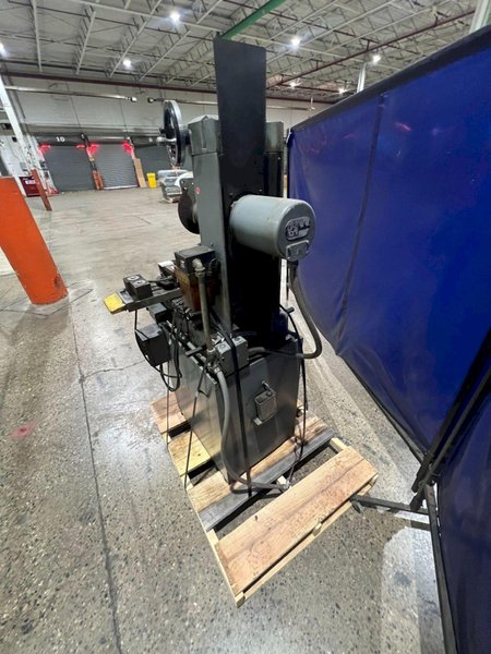 BOYAR SCHULTZ H612 CHALLENGER 6 x 12″ SURFACE GRINDER USED