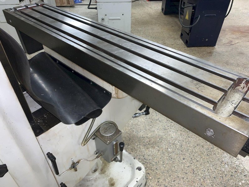 Willis Variable Speed Vertical Mill, S/N 990837S.