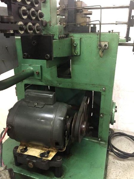 Synchro BS-12B2 Paper Clip Machine