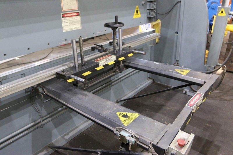 175 TON X 12' ACCURPRESS HYDRAULIC PRESS BRAKE: STOCK #70435