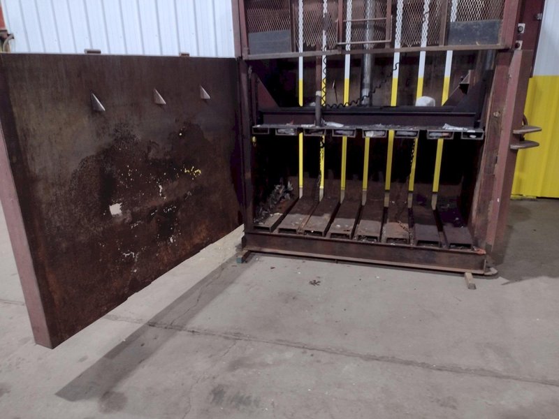 60&quot; X 30&quot; X 48&quot; SELCO PRODUCTS MODEL VI-5 VERTICAL BALER: STOCK 17515