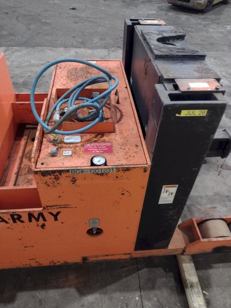 25,000 LBS RICO MODEL #R-LT-S-DD 24 VOLT ELECTRIC WALKIE-RIDE TOW LIFT TUGGER WITH PINTLE HITCH: YOBRO #25210