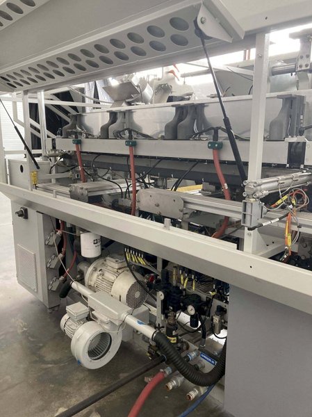 Mag Plastics SSBO3 Blow Molder, 2006- Rebuilt, Never Used Since